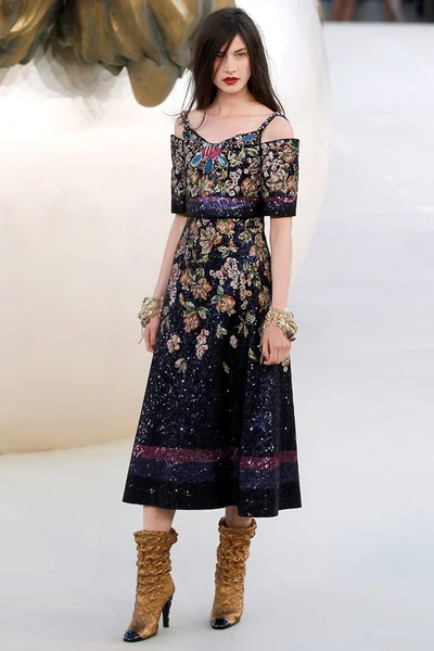 Look 54
